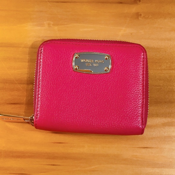 Michael Kors Pink Leather Wallet - Picture 3 of 7